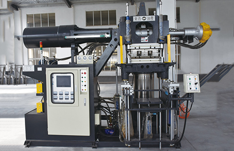 橡膠滾輪注射成型機